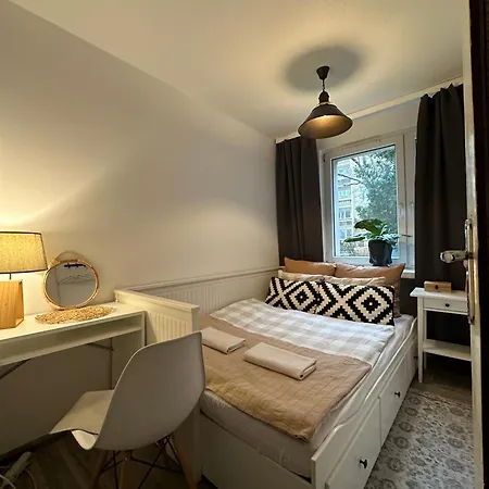 Z Parkingiem 20 Minut Piechota Od Rynku Glownego I Dworca Glownego Homestay