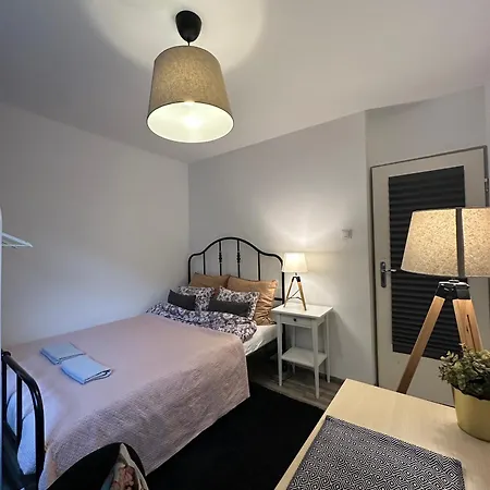 Homestay Z Parkingiem 20 Minut Piechota Od Rynku Glownego I Dworca Glownego